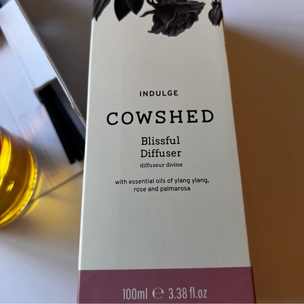 COWSHED BLISSFUL DIFFUSER INDULGE NWT
